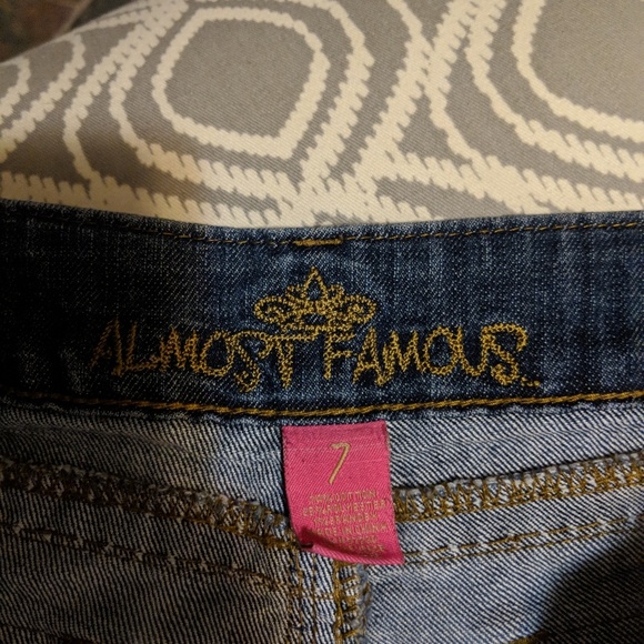 Booty shorts - Picture 3 of 3